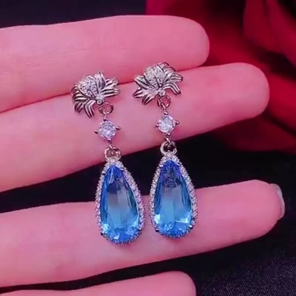 925 Silver Pear Cut Flower Shaped Blue Earrings for Women, FB16FA1039 - Picture 2 of 5